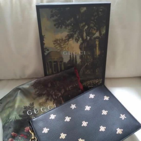 Gucci Bee Start Clutch - Picture 3 of 6